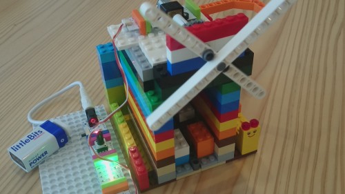littleBits と LEGO